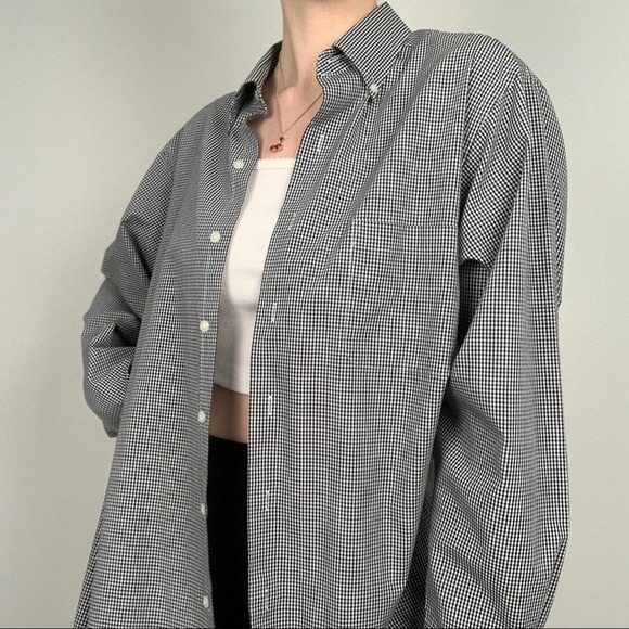 Izod Black/White Gingham Button Down Shirt - Picture 4 of 4